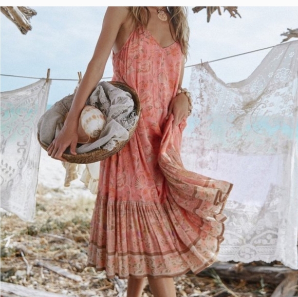 Spell Seashell Strappy - Picture 1 of 6